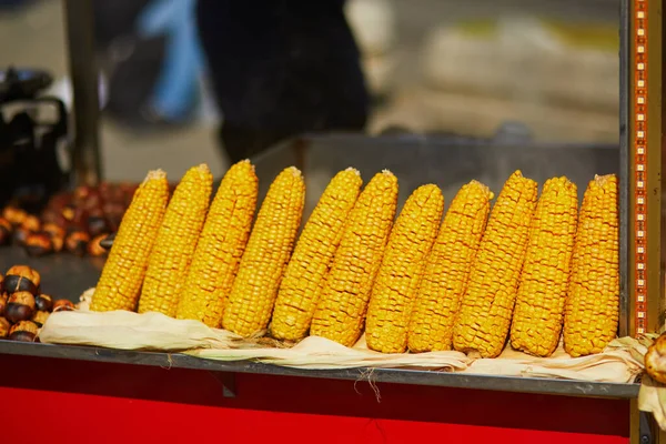 Köstlicher Gegrillter Mais Zum Verkauf Auf Einer Straße Istanbul Türkei — Stockfoto