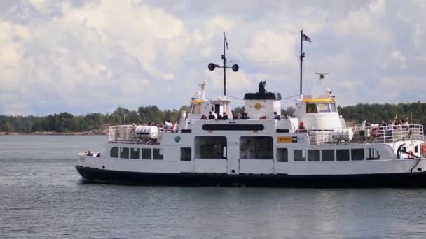 Helsinki Finlândia Agosto 2023 Barco Balsa Que Leva Turistas Para — Vídeo de Stock