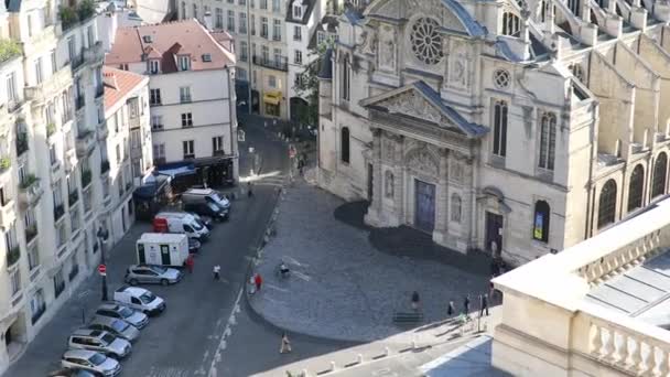 風光明媚なパリの街並み フランス パリのサン テティエンヌ モン教会の空中写真 — ストック動画