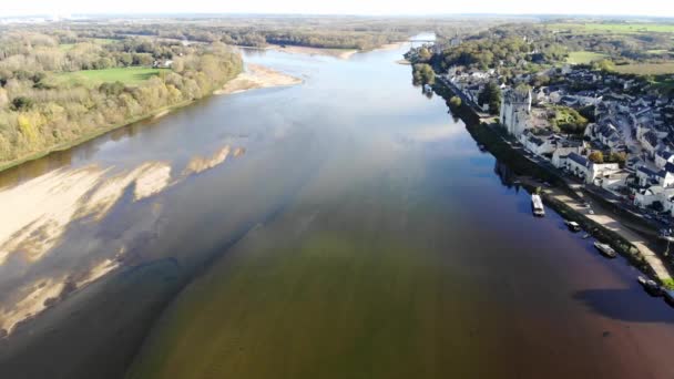Widok Lotu Ptaka Rzekę Loarę Spotkanie Rzeką Vienne Pobliżu Saumur — Wideo stockowe