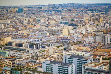 Paris, Fransa 'daki çatıların havadan görünüşü