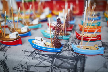 Helsinki, Finlandiya 'da küçük ahşap tekne seçimi