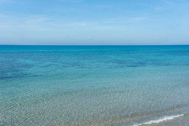 İtalya 'da sakin bir deniz manzarası.