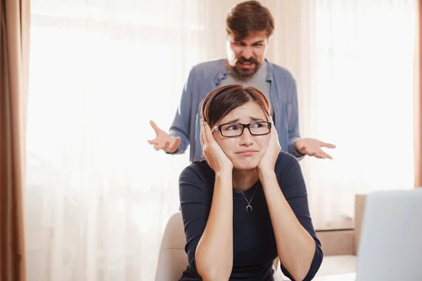 stock image Portrait of attractive mad furious coworkers having fight crisis, scolding finance fail failure at living-room. couple shouting, having fight or dispute, Negative emotions, problems in relationships