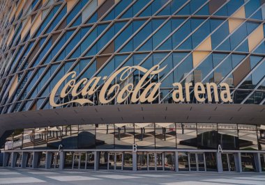 20 Mart 2023, Dubai, BAE: Coca Cola Arena manzarası, Orta Doğu 'nun en büyük arenası, Dubai' nin lüks Şehir Yürüyüşü alanında yer almaktadır..
