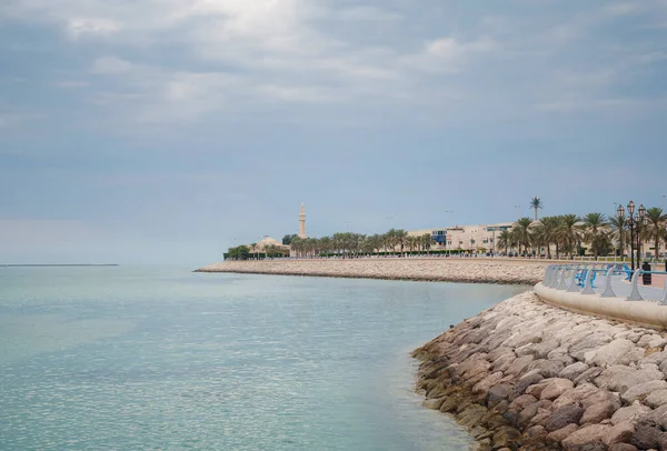 Abu Dhabi Promenade Cloud Day United Arab Emirates Corniche Sea — Stock Photo, Image