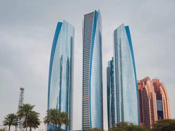 Abu Dhabi Vae März 2023 Berühmte Wolkenkratzer Der Skyline Von — Stockfoto
