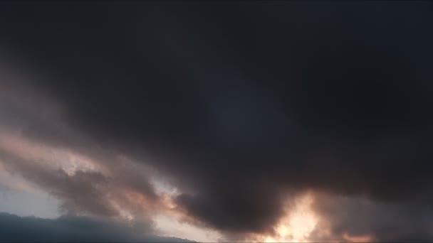 Временной Поток Облаков Движущихся Небе Днем Крупным Планом Вечером Панорама — стоковое видео