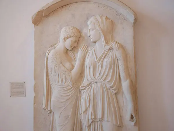ロードス ギリシャ 2023年4月21日 ローズタウン考古学博物館 立体彫像の詳細や博物館の他の展示品について — ストック写真