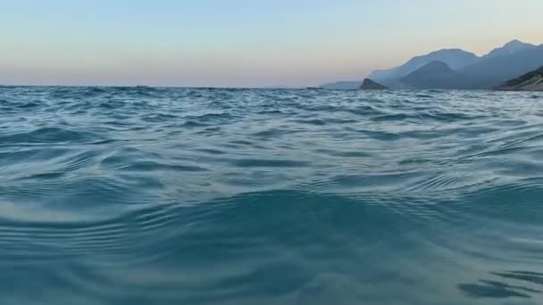 Ambiance Estivale Détente Bord Mer Sur Riviera Turque Les Vagues Séquence Vidéo Libre De Droits