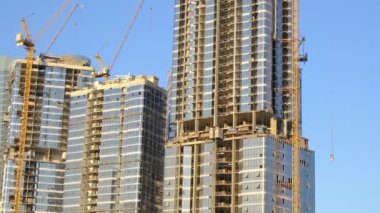 BAE, Abu-Dabi, 11 Ocak 2024: Emirates Sanayi İnşaat Emlak İnşaatı. Yeni şehir merkezi Abu-Dabi. Birleşik Arap Emirlikleri.