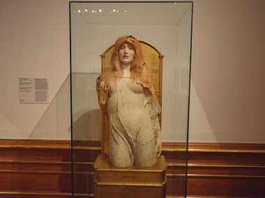 Wien, Avusturya - 28 Temmuz 2023: Belvedere Sarayı iç dekorasyon müzesi sergisi. Barok Sarayı.