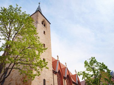 Erfurt, Almanya - 21 Mayıs 2023: Katolik Kilisesi St. Crucis veya St. Wigbert Eski Katolik Kilisesi,