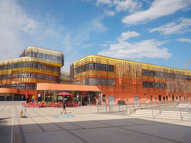 Viyana, Avusturya, 19 Temmuz 2023. Viyana Ekonomi ve İş Merkezi, Avrupa 'nın en büyük İş Üniversitesi' dir. Bina Zaha Hadid tarafından tasarlandı. Alışılmadık mimari.