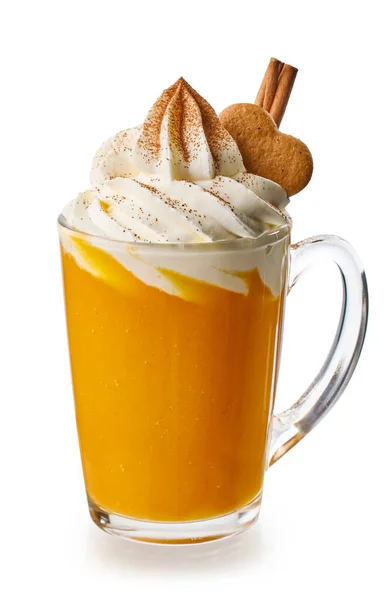 Kürbis Latte Drink Mit Schlagsahne Zimt Und Lebkuchen Auf Weißem — Stockfoto