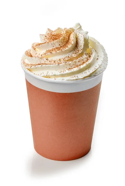 Latte Coffee Drink Take Away Tasse Mit Schlagsahne Und Zimt — Stockfoto