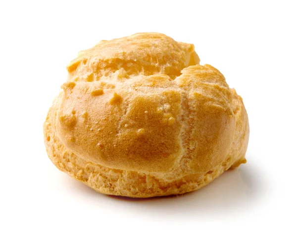 在白色背景下分离的新烘焙的奶油泡面包 — 图库照片