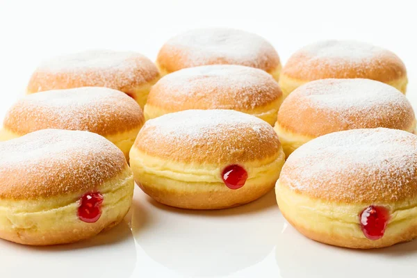 Vers Gebakken Gelei Donuts Witte Achtergrond — Stockfoto