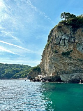 Karadağ 'ın güzel dağları ve denizleri Budva