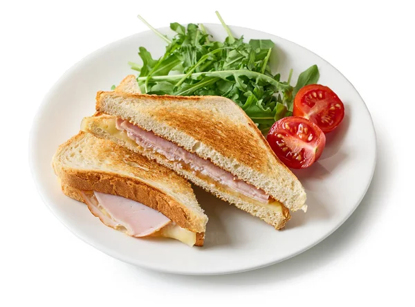 Beyaz Arka Planda Izole Edilmiş Bir Tabak Jambonlu Peynirli Sandviç — Stok fotoğraf