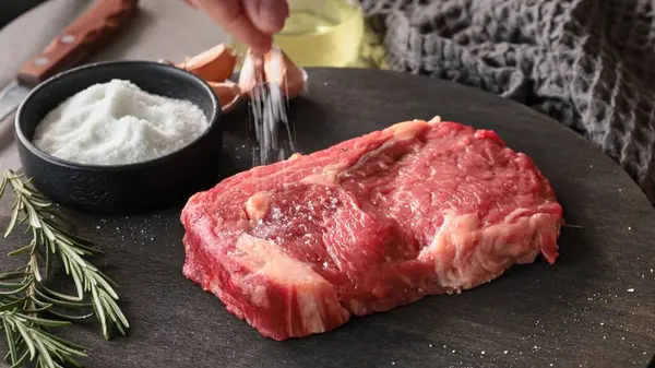 Fresh Raw Beef Steak Wooden Cutting Board — Stock Photo, Image