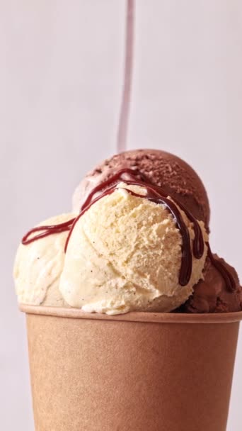 Chocolate Sauce Flowing Chocolate Vanilla Ice Cream Scoops Paper Take — Video Stock