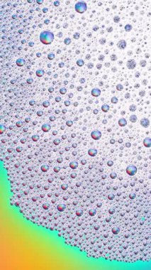 Köpüklü arka plan. Sıvı sabun köpükleri, köpük köpükleri. Köpüklü sabun köpüğü dönüyor, beyaz fon. Sabun sud makro yapısı yakın plan. Temizlik, temizlik, çamaşır, çamaşır.