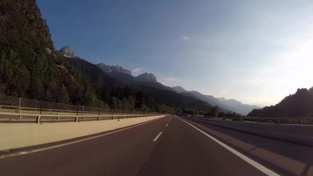 Conducir Través Los Alpes Italianos Verano — Vídeo de stock