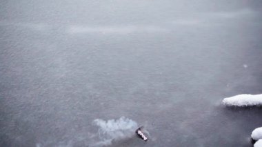 Bomba donmuş suda patladı, 1000 fps yavaş çekim