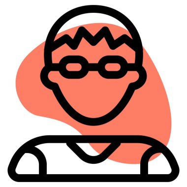 Mantar tıraşlı genç adam gözlük takıyor.