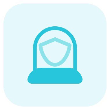 Orta boylu, uzun saçlı genç bir kadın avatar.