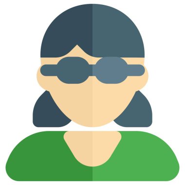 İki at kuyruklu, gözlüklü genç kız avatarı.