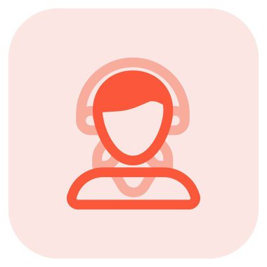 Düşük midilli takan genç kadın avatar