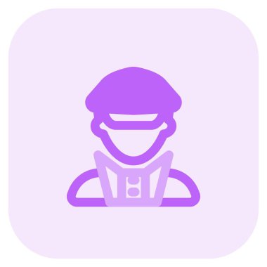 Erkek dedektif Avatar geyik avcısı takıyor.