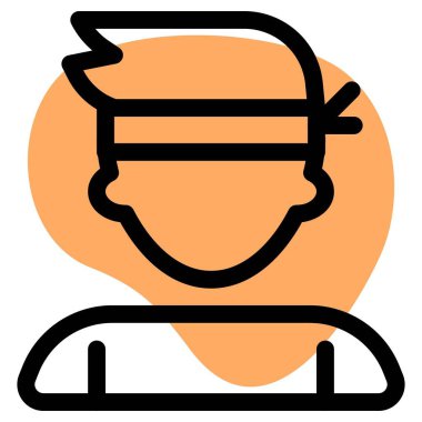 Saç bandı takan erkek dövüşçü.