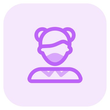 Çift katlı saç stili, maske takan kadın..