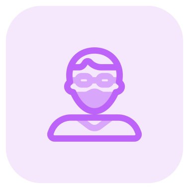 Gözlüklü, maskeli, havalı saç kesimi olan adam..