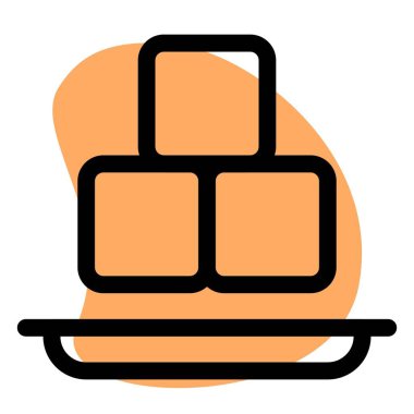 Tepside servis edilen tofu dilimleri.