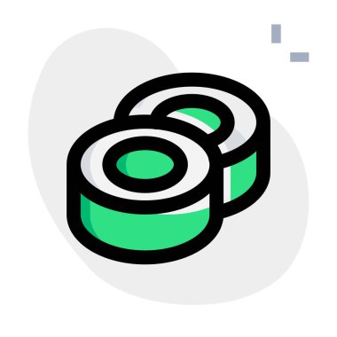 Suşi dürümleri aperatif olarak servis edilir.