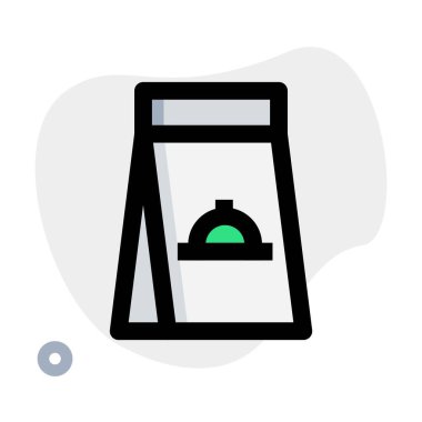 Pakette lezzetli yemekler hazır..