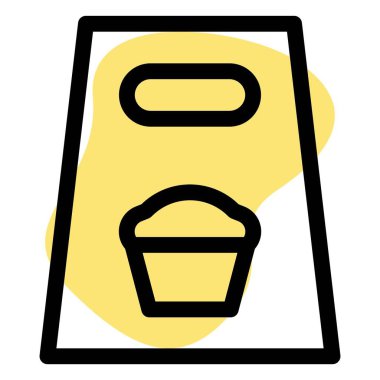 Pakette atıştırmalıklar, paket servis için hazır..