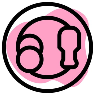 Biryani pilavı ana yemek olarak servis ediliyor..