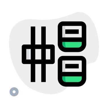 Suşi, lezzetli sarılmış ekşi pirinç yemeği..