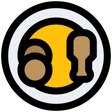 Biryani pilavı ana yemek olarak servis ediliyor..