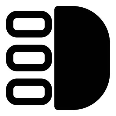 Aperatif olarak sunulan küçük çıtır sosis..