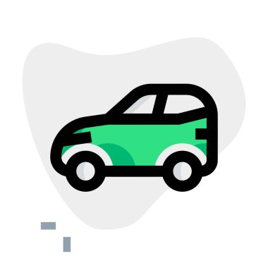 Küçük araba, orta veya küçük aile aracı.