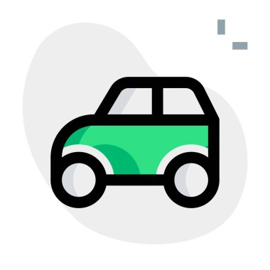 Dört tekerlekli, küçük motorlu dört tekerlekli araç..