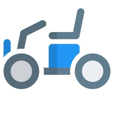 Sahillerde eğlenmek için kullanılan dört tekerlekli bisikletler.