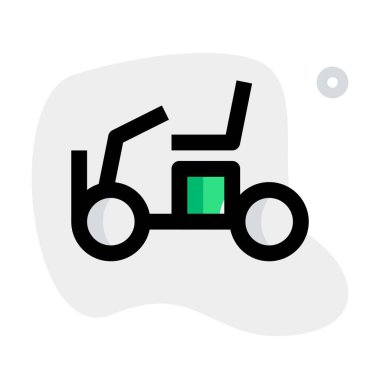 Sahillerde eğlenmek için kullanılan dört tekerlekli bisikletler.