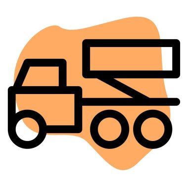 Roket fırlatmak için kullanılan füze kamyonu.